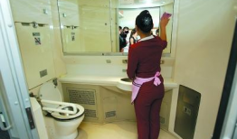 高铁厕所8分半视频在线,揭秘现代高速列车上的私密空间